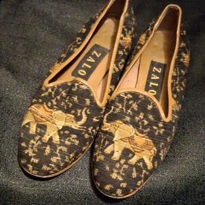 Zalo Women's Elephant Embroidered Loafers - Black and Tan